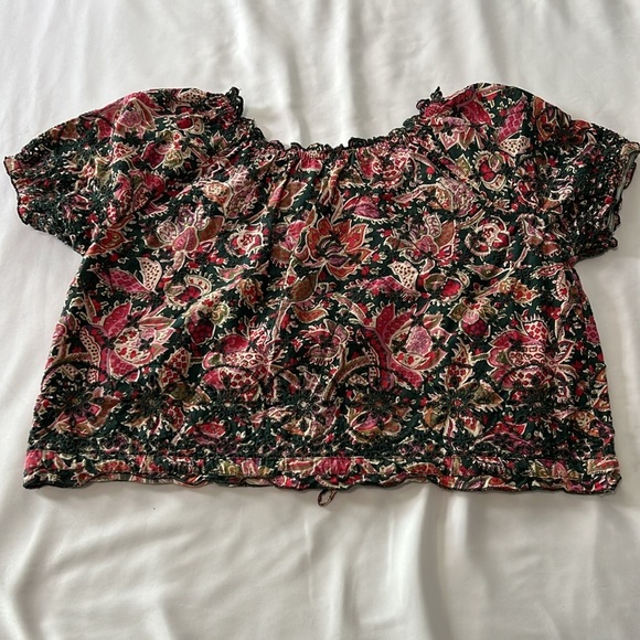 Jennifer & Grace Floral Print Cropped Peasant Eyelet Blouse - Picture 2 of 4